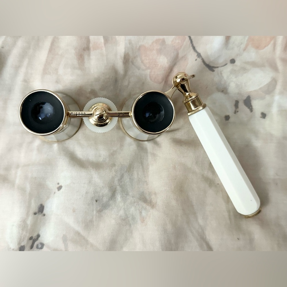 Vintage Mignon Mother of Pearl Opera Glasses w/ Handle